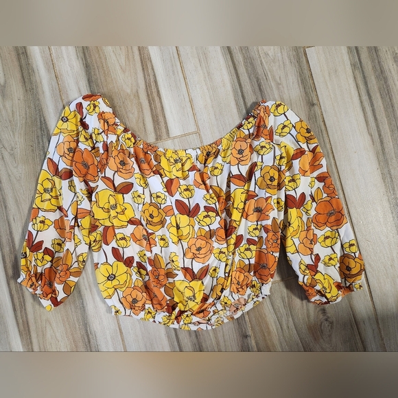 Boho Floral Off The Shoulder Crop Top Size Medium - Picture 6 of 6